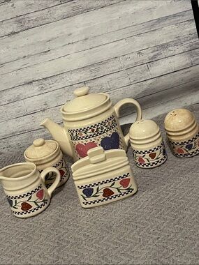 Vintage Hearts Delight Kitchen Collection Grandmacore Granny Chic